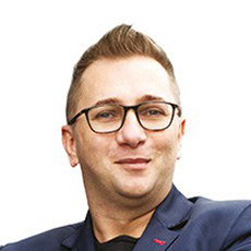 Menadżer Działu Finansowego Kamil Sidwa